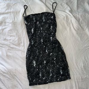 Sequined glittery black mini dress with straps